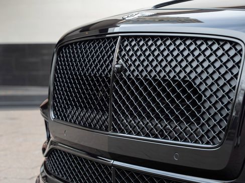 Certified 2024 Bentley Flying Spur W12 image 9