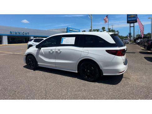 Used 2024 Honda Odyssey Sport image 6