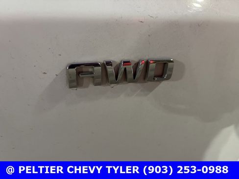 Used 2024 Chevrolet Blazer EV LT image 9