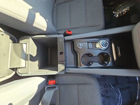 Used 2025 Ford Explorer Active image 18