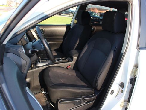 Used 2011 Nissan Rogue S image 14