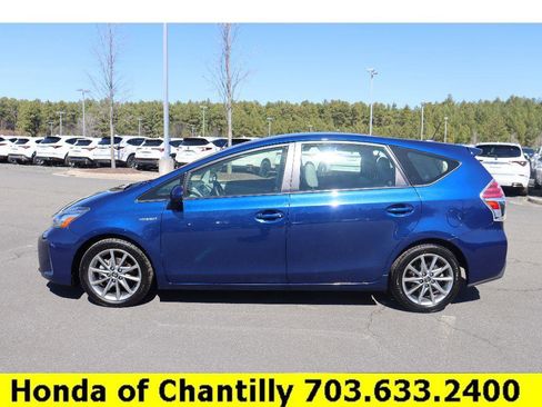 Used 2015 Toyota Prius V Five w/ Advanced Technology Package image 4