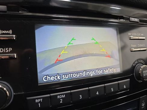 Used 2015 Nissan Rogue SV AWD/4WD image 21