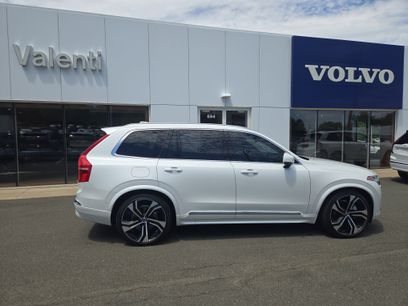 Used 2024 Volvo XC90 B6 Ultimate w/ Lounge Package