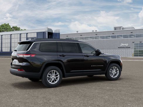 New 2026 Jeep Grand Cherokee L 4WD image 4