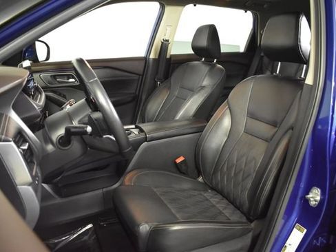 Used 2023 Nissan Rogue Platinum w/ Platinum Premium Package AWD/4WD image 9