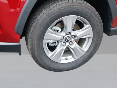 Used 2023 Toyota RAV4 XLE image 9