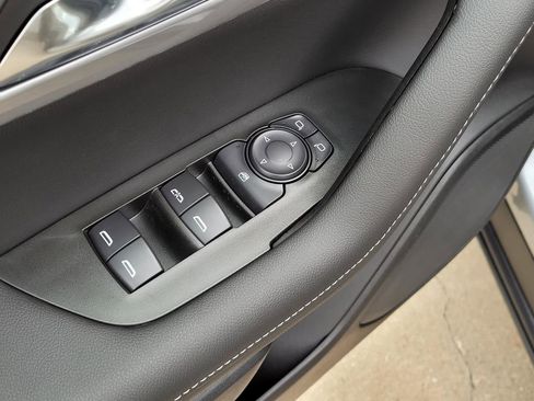 New 2026 Chevrolet Blazer LT image 14