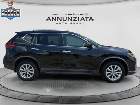 Used 2017 Nissan Rogue SV AWD/4WD image 6