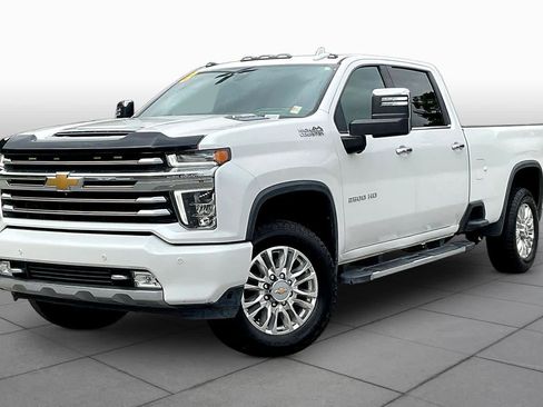 Used 2023 Chevrolet Silverado 2500 High Country w/ Z71 Off-Road Package AWD/4WD image 2