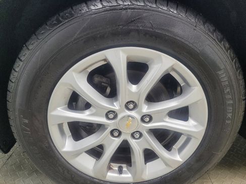 Used 2019 Chevrolet Equinox LT image 31