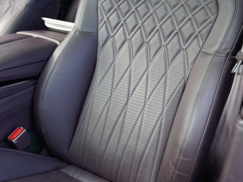 Used 2023 Bentley Flying Spur S V8 AWD/4WD image 50