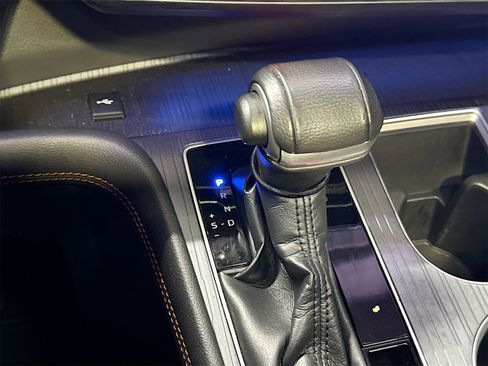 Used 2021 Toyota Sienna XSE image 17