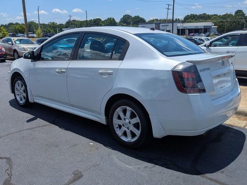 Used 2012 Nissan Sentra 2.0 SR w/ Convenience Pkg FWD image 5