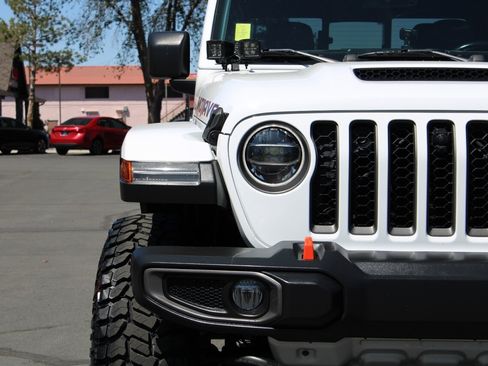Used 2021 Jeep Gladiator Mojave AWD/4WD image 6