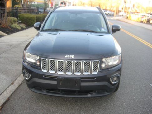 Used 2014 Jeep Compass Limited w/ Sun/Sound Group image 2