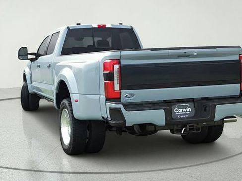 New 2026 Ford F450 Platinum w/ FX4 Off-Road Package AWD/4WD image 4