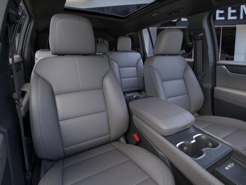 New 2026 GMC Acadia Elevation w/ Elevation Premium Package FWD image 16