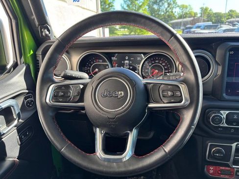 Used 2018 Jeep Wrangler Unlimited Rubicon AWD/4WD image 17