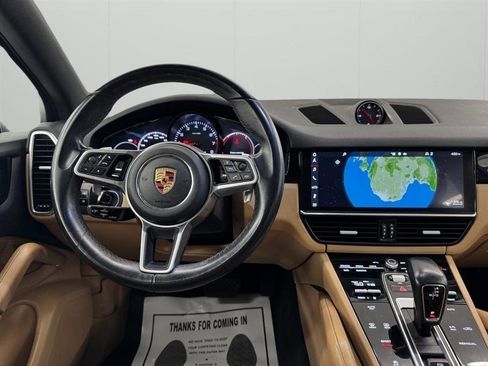 Used 2020 Porsche Cayenne AWD/4WD image 23