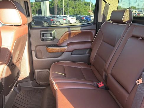 Used 2015 Chevrolet Silverado 2500 High Country w/ Duramax Plus Package AWD/4WD image 44