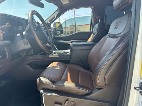 Used 2024 Ford F350 King Ranch AWD/4WD image 11