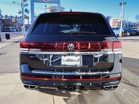 New 2026 Volkswagen Atlas SEL Premium R-Line AWD/4WD image 4