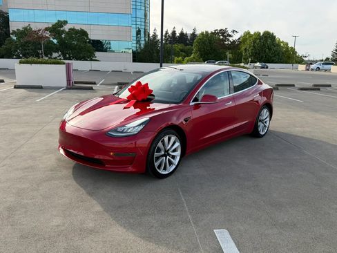 Used 2020 Tesla Model 3 Standard Range Plus RWD image 16