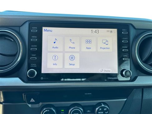 Used 2020 Toyota Tacoma SR5 image 12