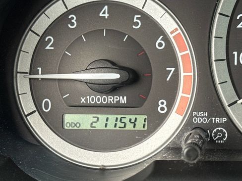 Used 2004 Toyota Sienna LE image 27