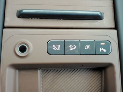 Used 2024 Kia EV9 Land image 55