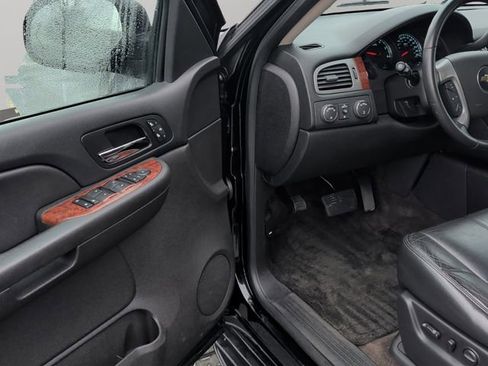 Used 2014 Chevrolet Tahoe LT w/ Luxury Package image 26