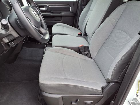 Used 2024 RAM 2500 Big Horn w/ Bed Utility Group image 19