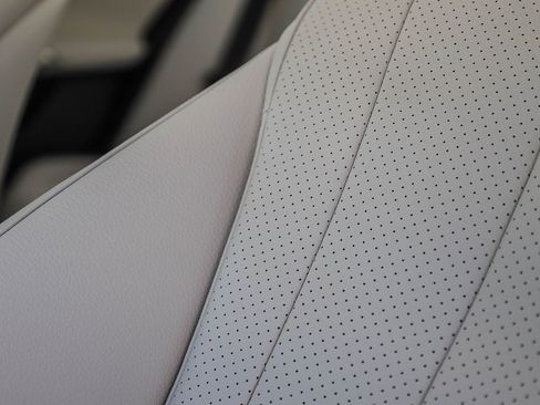 Certified 2025 Mercedes-Benz E 350 4MATIC Sedan image 25