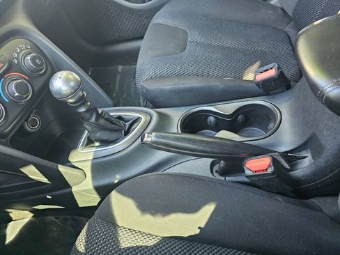 Used 2015 Dodge Dart SE FWD image 25