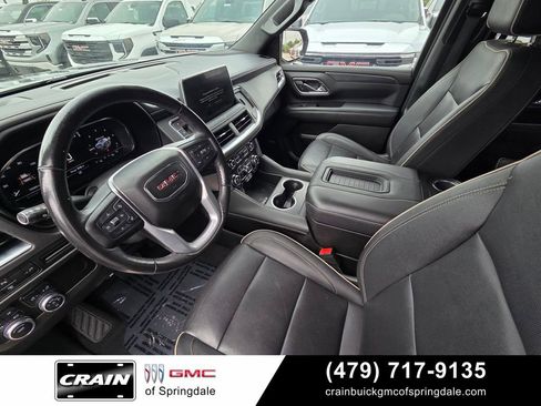 Used 2022 GMC Yukon XL SLT w/ SLT Premium Package AWD/4WD image 9
