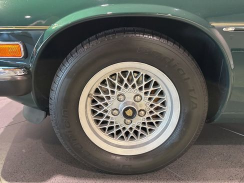 Used 1990 Jaguar XJS V12 Convertible image 25