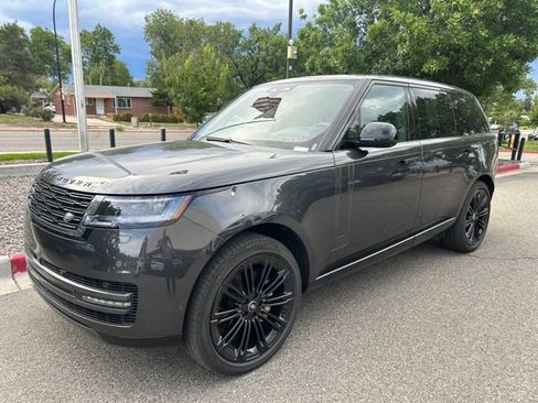 Used 2025 Land Rover Range Rover Long Wheelbase SE AWD/4WD image 1