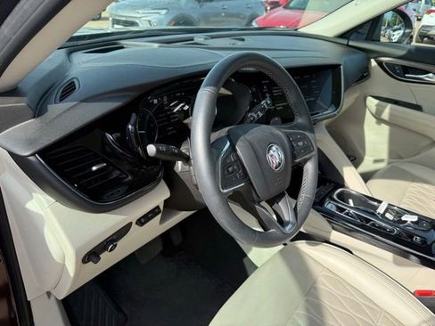 Used 2023 Buick Envision Avenir FWD image 11