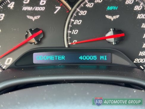 Used 2008 Chevrolet Corvette Convertible w/ Preferred Equipment Group RWD image 19