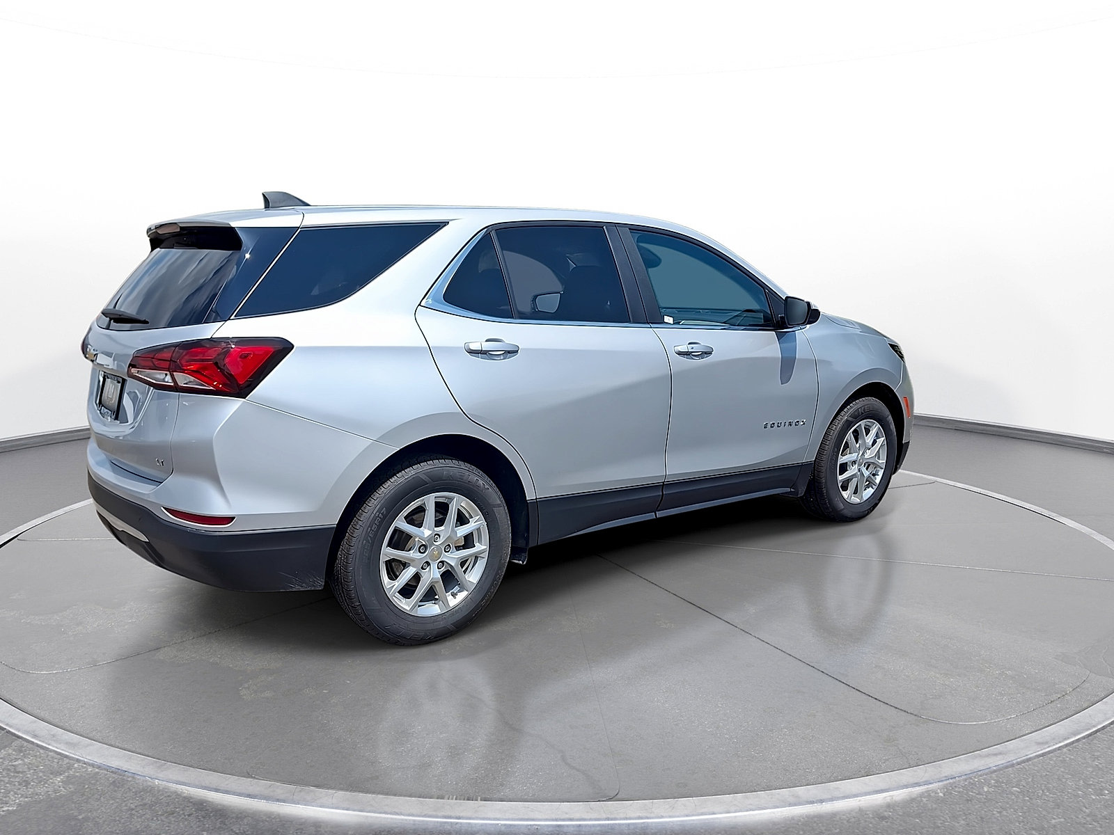 Used 2022 Chevrolet Equinox LT FWD image 8