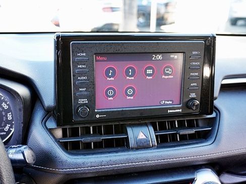 Used 2021 Toyota RAV4 XLE image 25