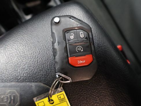 Used 2020 Jeep Wrangler Unlimited Sport S image 25