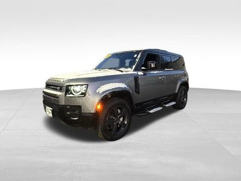 Used 2022 Land Rover Defender 110 X-Dynamic SE image 2