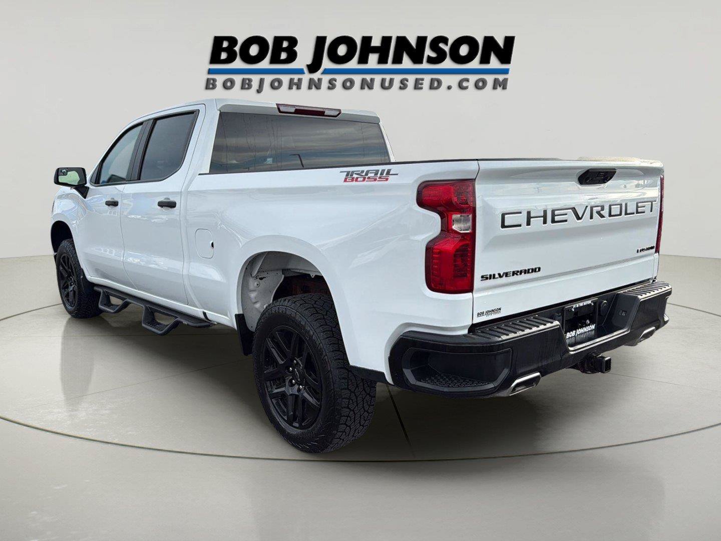 Used 2022 Chevrolet Silverado 1500 Custom Trail Boss w/ LPO, Dark Essentials Package AWD/4WD image 5