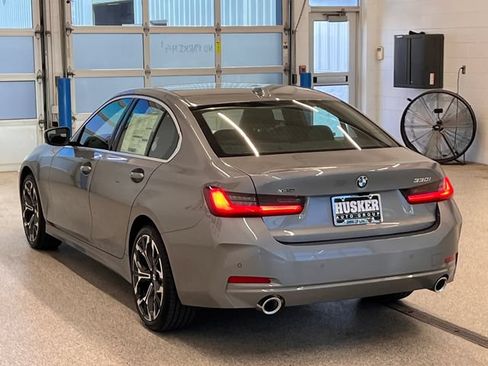 New 2026 BMW 330i xDrive Sedan w/ Premium Package AWD/4WD image 5