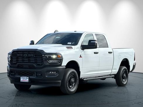 New 2026 RAM 2500 Tradesman AWD/4WD image 8