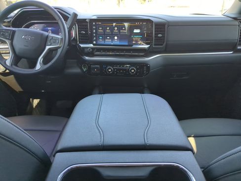 Used 2025 Chevrolet Silverado 2500 LTZ w/ Trail Boss Package image 15