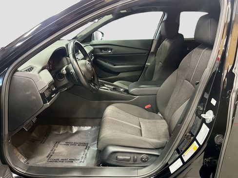 Used 2024 Honda Accord Sport image 19