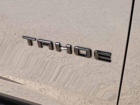 Used 2022 Chevrolet Tahoe RST w/ Luxury Package RWD image 8